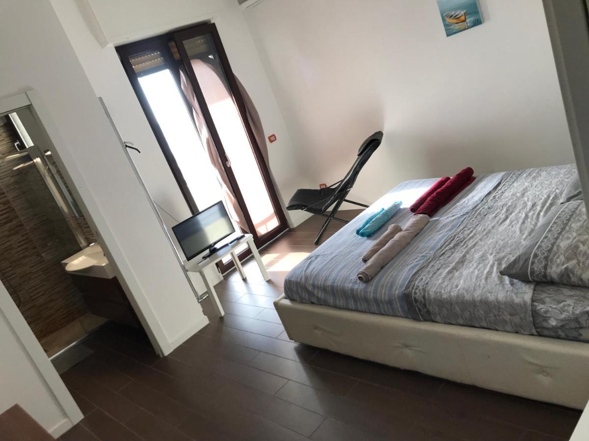 Gaudio B&B Барі Екстер'єр фото
